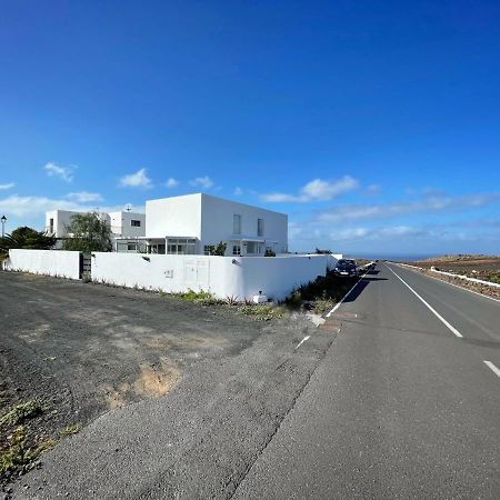 Azur Arts Lanzarote Lofts Apartment Тинахо Екстериор снимка