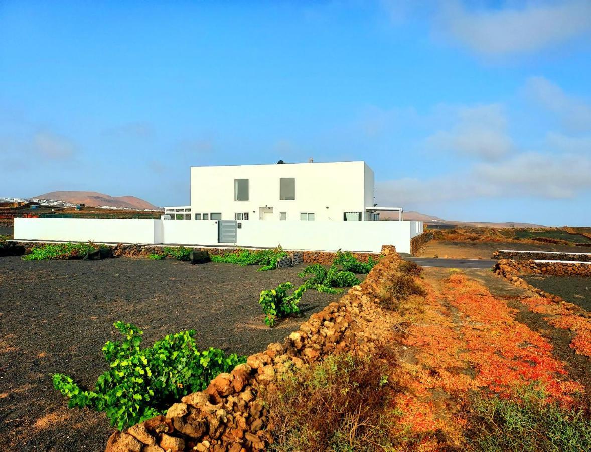 Azur Arts Lanzarote Lofts Apartment Тинахо Екстериор снимка