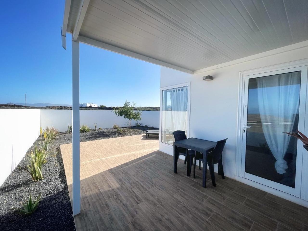 Azur Arts Lanzarote Lofts Apartment Тинахо Стая снимка